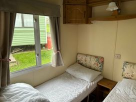 Woodlands Holiday Park - Holiday Accommodation 3535 - Mid Wales - 1188815 - thumbnail photo 10