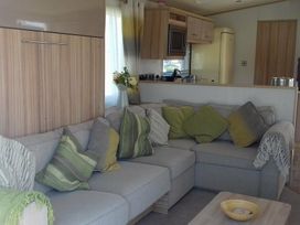 Primrose Valley Holiday Park - Holiday Accommodation 354 - North Yorkshire (incl. Whitby) - 1188816 - thumbnail photo 2