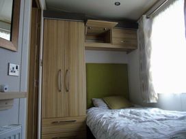 Primrose Valley Holiday Park - Holiday Accommodation 354 - North Yorkshire (incl. Whitby) - 1188816 - thumbnail photo 7