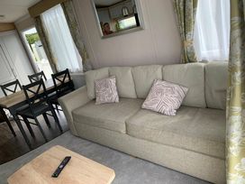 Littlesea Holiday Park - Holiday Accommodation 3549 - Dorset - 1188818 - thumbnail photo 6