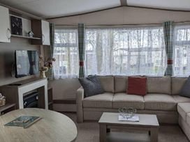 Coopers Beach Holiday Park - Holiday Accommodation 3565 - Suffolk & Essex - 1188821 - thumbnail photo 2