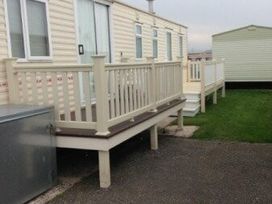Happy Days Caravan Park - Holiday Accommodation 3599 - North Wales - 1188824 - thumbnail photo 12