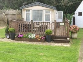 Hele Valley Holiday Park - Holiday Accommodation 3817 - Devon - 1188833 - thumbnail photo 2