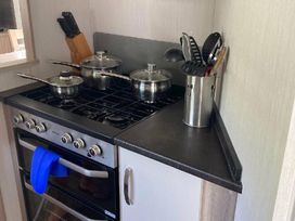 Hele Valley Holiday Park - Holiday Accommodation 3817 - Devon - 1188833 - thumbnail photo 6