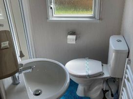 Hele Valley Holiday Park - Holiday Accommodation 3817 - Devon - 1188833 - thumbnail photo 13