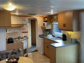 Kingfisher Caravan Park - Holiday Accommodation 3852 - Lincolnshire - 1188837 - thumbnail photo 7