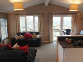 White Acres Holiday Park - Holiday Accommodation 399 - Cornwall - 1188845 - thumbnail photo 3
