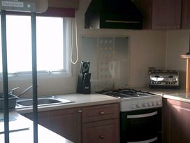 Coopers Beach Holiday Park - Holiday Accommodation 3999 - Suffolk & Essex - 1188846 - thumbnail photo 5