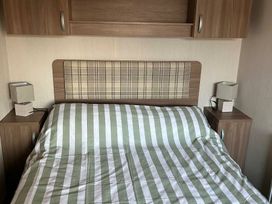 Primrose Valley Holiday Park - Holiday Accommodation 4062 - North Yorkshire (incl. Whitby) - 1188847 - thumbnail photo 7