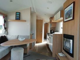 Swanage Bay View - Holiday Accommodation 4103 - Dorset - 1188851 - thumbnail photo 6