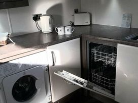 Lido Beach Holiday Park - Holiday Accommodation 4111 - North Wales - 1188853 - thumbnail photo 3