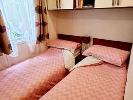Shorefield Country Park - Holiday Accommodation 4132 - Dorset - 1188854 - thumbnail photo 11