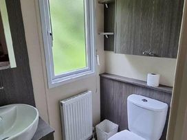 Shorefield Country Park - Holiday Accommodation 4132 - Dorset - 1188854 - thumbnail photo 12