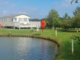 Golden Palm Resort - Holiday Accommodation 4314 - Lincolnshire - 1188863 - thumbnail photo 1