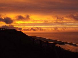 Kiln Cliffs Caravan Park - Holiday Accommodation 432 - Norfolk - 1188864 - thumbnail photo 9