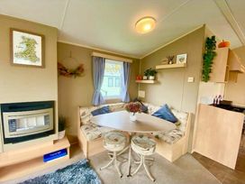 Hafan y Mor Haven - Holiday Accommodation 4345 - North Wales - 1188866 - thumbnail photo 4