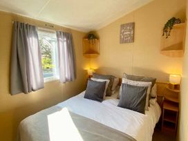 Hafan y Mor Haven - Holiday Accommodation 4345 - North Wales - 1188866 - thumbnail photo 6