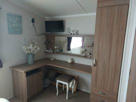 Reighton Sands Holiday Park - Holiday Accommodation 4398 - North Yorkshire (incl. Whitby) - 1188868 - thumbnail photo 6