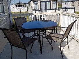 Flamingo Land Holiday Park - Holiday Accommodation 4409 - North Yorkshire (incl. Whitby) - 1188869 - thumbnail photo 5