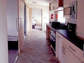 Flamingo Land Holiday Park - Holiday Accommodation 4409 - North Yorkshire (incl. Whitby) - 1188869 - thumbnail photo 8