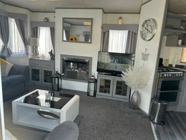 Golden Sands Kinmel Bay - Holiday Accommodation 4446 - North Wales - 1188871 - thumbnail photo 3