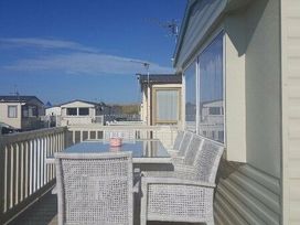 Coastfield Holiday Village - Holiday Accommodation 4453 - Lincolnshire - 1188872 - thumbnail photo 2