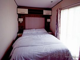 Flamingo Land Holiday Park - Holiday Accommodation 4490 - North Yorkshire (incl. Whitby) - 1188875 - thumbnail photo 5