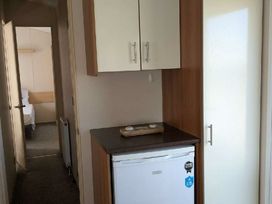 Coopers Beach Holiday Park - Holiday Accommodation 4567 - Suffolk & Essex - 1188883 - thumbnail photo 7