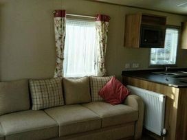 Seashore Holiday Park - Holiday Accommodation 4703 - Norfolk - 1188894 - thumbnail photo 2