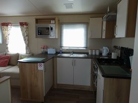 Seashore Holiday Park - Holiday Accommodation 4703 - Norfolk - 1188894 - thumbnail photo 4