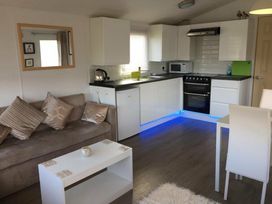 Presthaven Beach Resort - Holiday Accommodation 4879 - North Wales - 1188902 - thumbnail photo 14