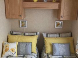 Presthaven Beach Resort - Holiday Accommodation 4879 - North Wales - 1188902 - thumbnail photo 18