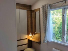Swanage Bay View - Holiday Accommodation 5005 - Dorset - 1188909 - thumbnail photo 9