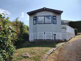 Swanage Bay View - Holiday Accommodation 5005 - Dorset - 1188909 - thumbnail photo 13