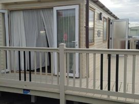 Coastfield Holiday Village - Holiday Accommodation 5008 - Lincolnshire - 1188910 - thumbnail photo 1