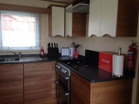 Coastfield Holiday Village - Holiday Accommodation 5008 - Lincolnshire - 1188910 - thumbnail photo 4