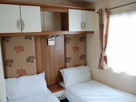 Coastfield Holiday Village - Holiday Accommodation 5008 - Lincolnshire - 1188910 - thumbnail photo 7