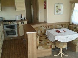 Towervans Holiday Park - Holiday Accommodation 5041 - Lincolnshire - 1188913 - thumbnail photo 3