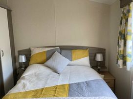 Seton Sands Caravan Park - Holiday Accommodation 5101 - Scottish Lowlands - 1188918 - thumbnail photo 12