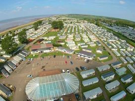 Heacham Beach Parkdean Resorts - Holiday Accommodation 517 - Norfolk - 1188920 - thumbnail photo 15