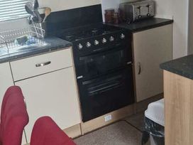 Lido Beach Holiday Park - Holiday Accommodation 5250 - North Wales - 1188926 - thumbnail photo 6