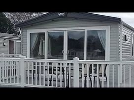 Seashore Holiday Park - Holiday Accommodation 5283 - Norfolk - 1188929 - thumbnail photo 1