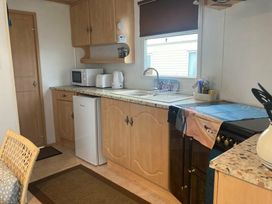 Trimingham House Caravan Park - Holiday Accommodation 5318 - Norfolk - 1188930 - thumbnail photo 7