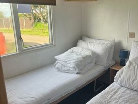 Trimingham House Caravan Park - Holiday Accommodation 5318 - Norfolk - 1188930 - thumbnail photo 9