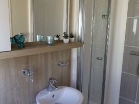 Hafan y Mor Haven - Holiday Accommodation 5422 - North Wales - 1188936 - thumbnail photo 8