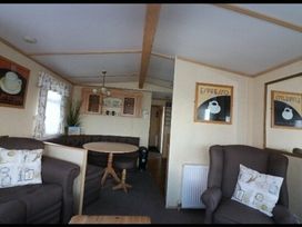 Seashore Holiday Park - Holiday Accommodation 5432 - Norfolk - 1188937 - thumbnail photo 3