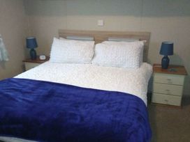 Cayton Bay Caravan Park - Holiday Accommodation 560 - North Yorkshire (incl. Whitby) - 1188943 - thumbnail photo 11