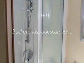 Marton Mere Holiday Village - Holiday Accommodation 5626 - Lake District - 1188945 - thumbnail photo 7