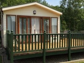 Pinewoods Holiday Park - Holiday Accommodation 5674 - Norfolk - 1188948 - thumbnail photo 7