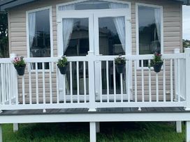 Hafan y Mor Haven - Holiday Accommodation 5686 - North Wales - 1188950 - thumbnail photo 13